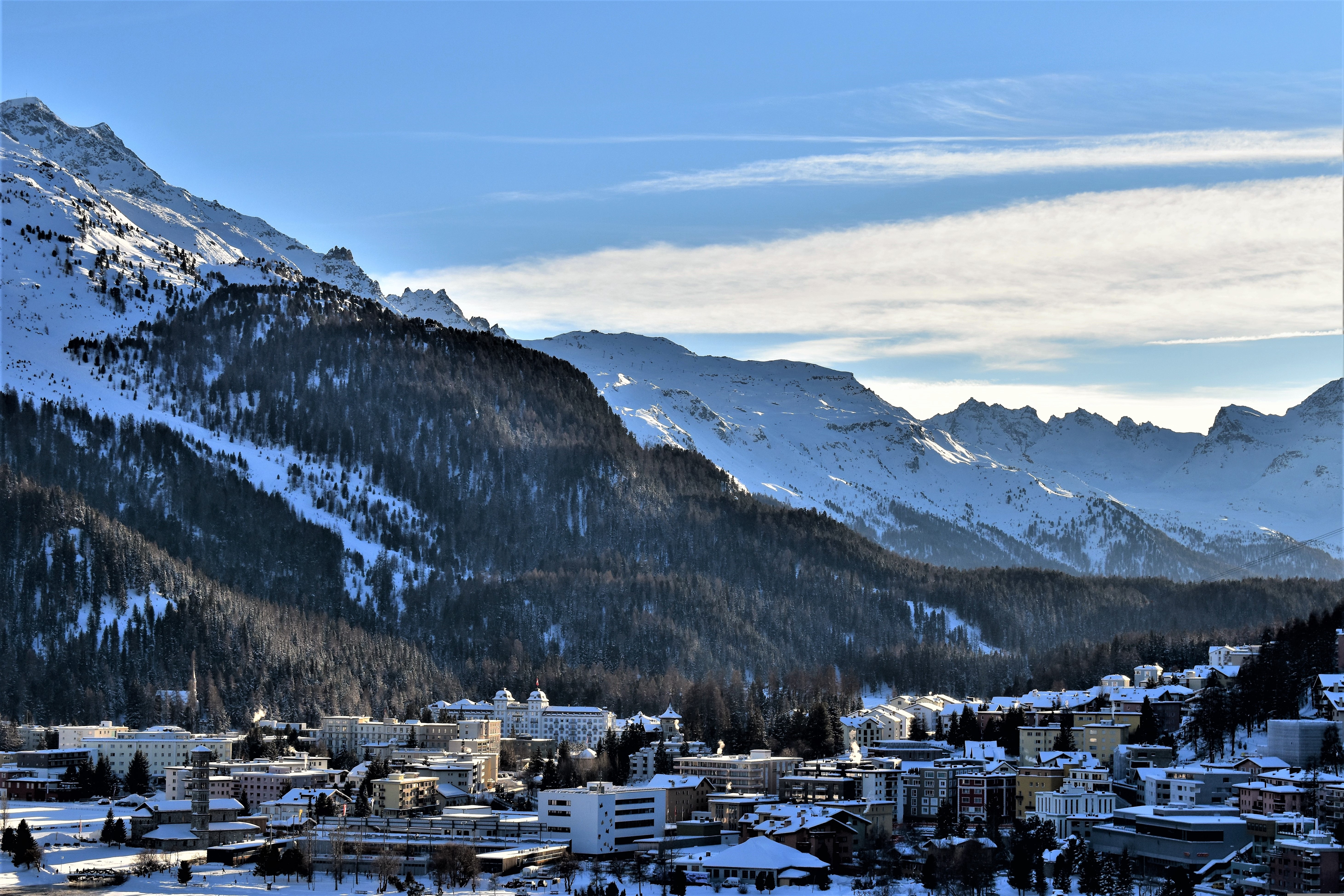 St. Moritz 雪道全景